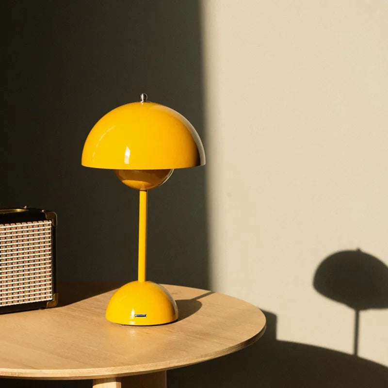 Battery desk lamp USB | 3-level dimmable 2700K, CRI>90 | IP44 splash-proof | 12 h runtime, 104 lm