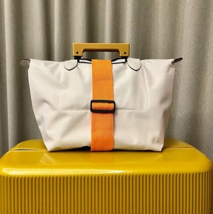 Sangle de bagage pour valise – sangle antidérapante pour fixer les sacs | Réglable, ultra-léger &amp; compact | Prêt en quelques secondes