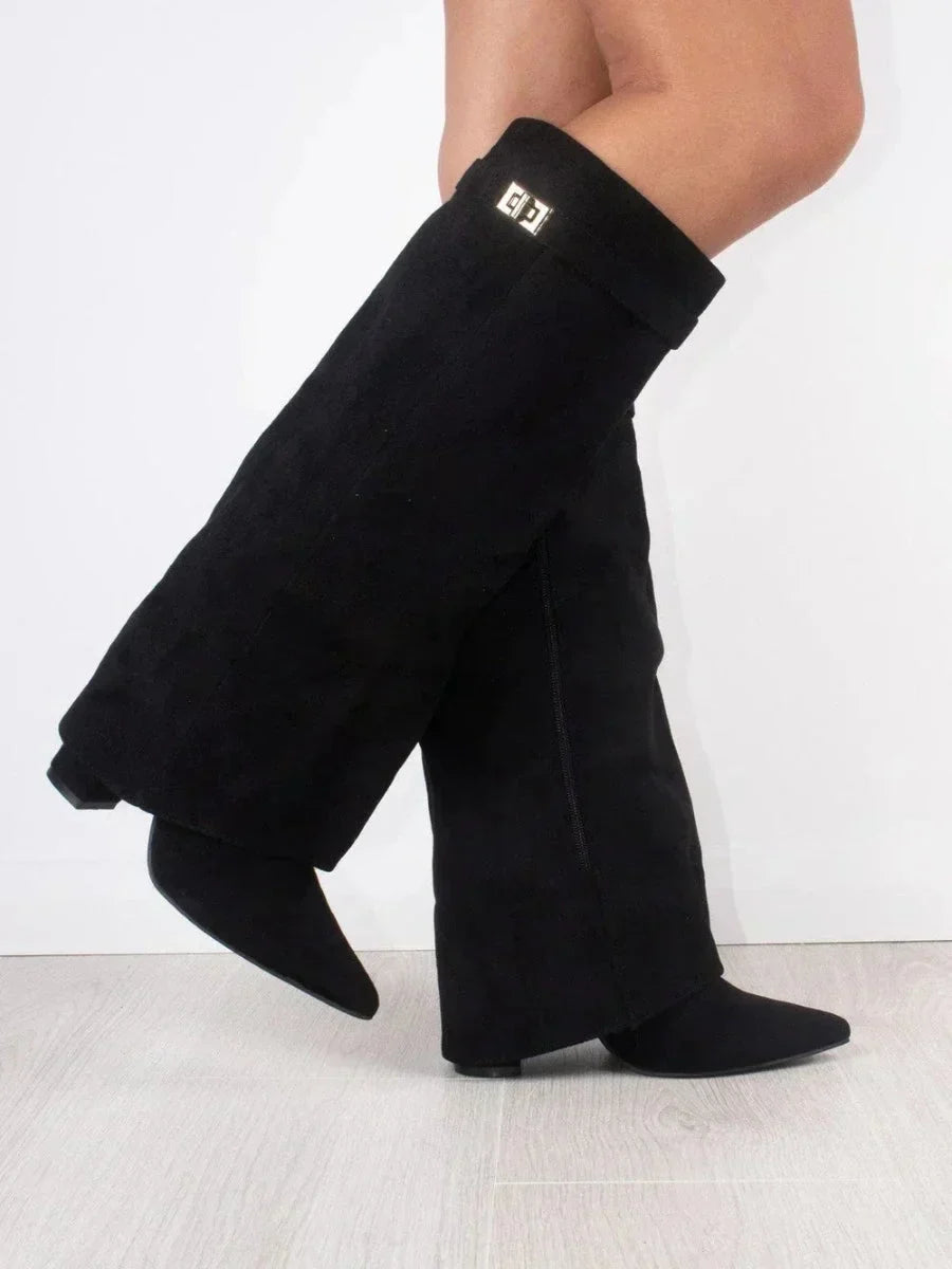Damen Wildleder-Stiefel mit mittelhohem Schaft | Elegante Boots mit dekorativen Metalldetails und praktischem Verschluss für Herbst und Alltag