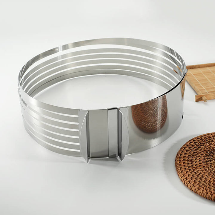 Adjustable stainless steel cake slicer | Precise cake layers | For Ø 15–30 cm cakes