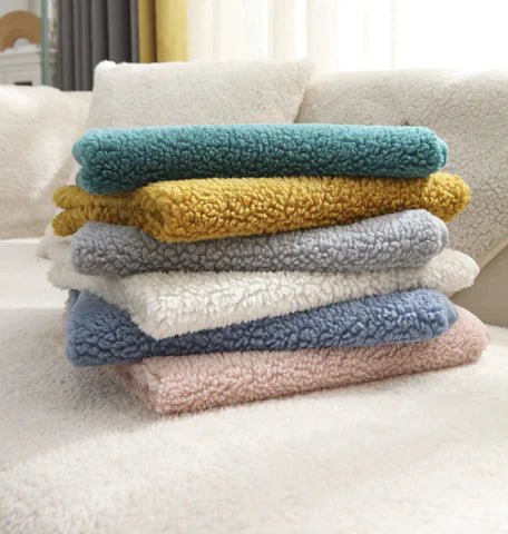 Ultra-soft sofa cover non-slip &amp; warm | Sofa protection against stains &amp; pet hair | incl. anti-slip mat + 2 pillowcases
