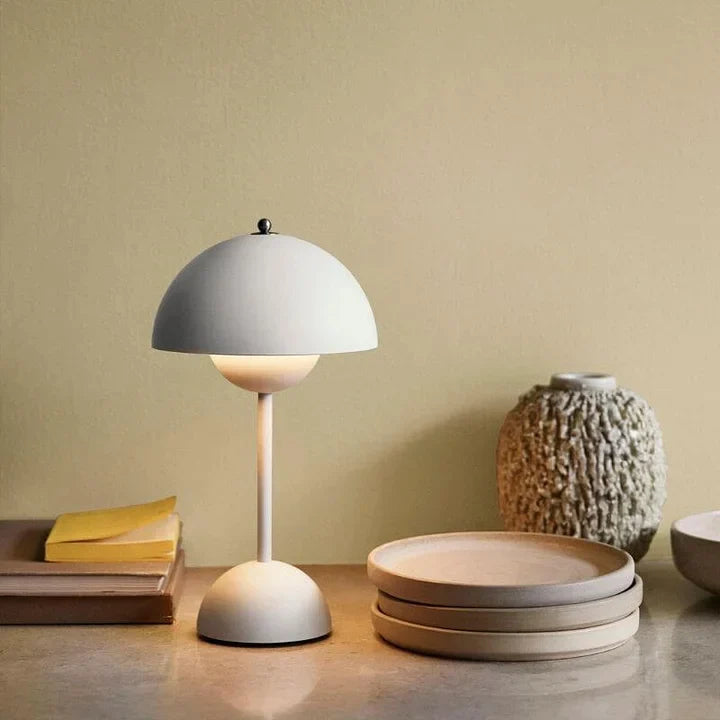 Battery desk lamp USB | 3-level dimmable 2700K, CRI>90 | IP44 splash-proof | 12 h runtime, 104 lm