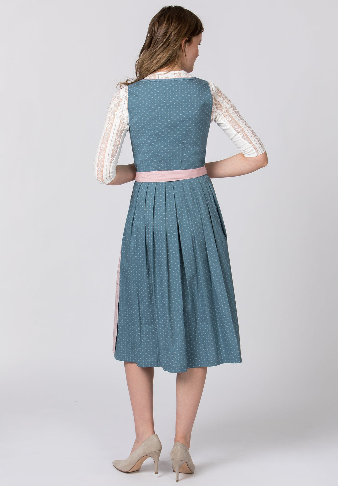 Dirndl lang Damen | Rauchblaues Trachtenkleid mit geradem Ausschnitt, Zierknöpfen und 70 cm Rocklänge