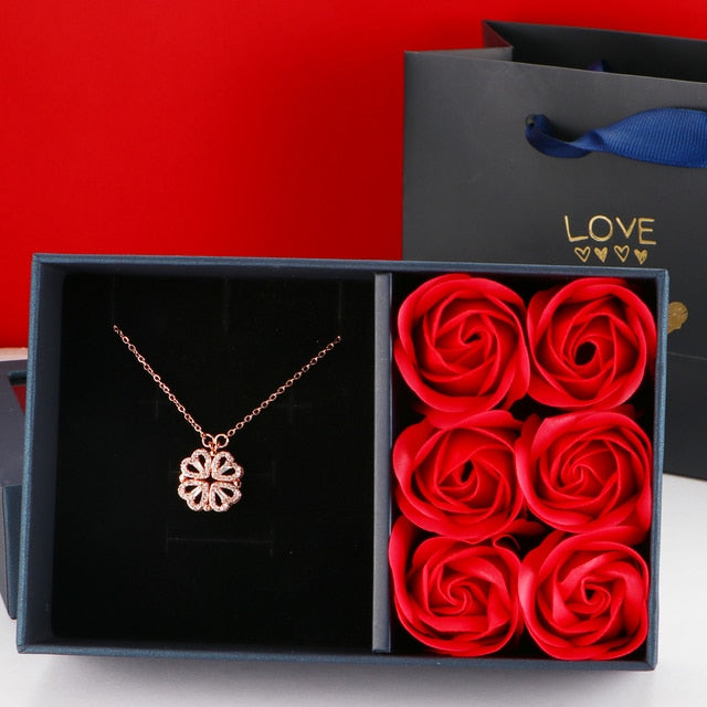 Collier chanceux en diamants Luxe 2024