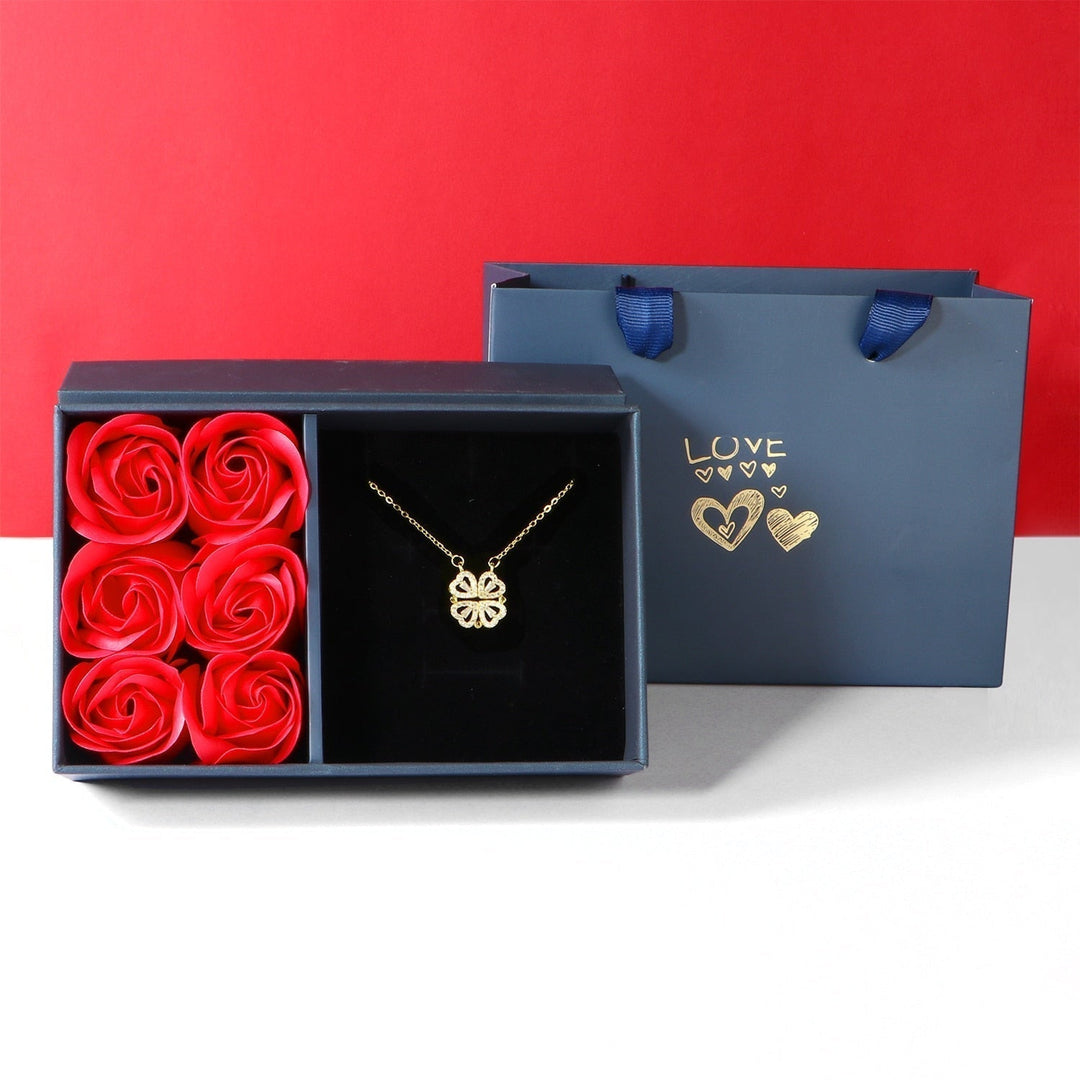 Collier chanceux en diamants Luxe 2024
