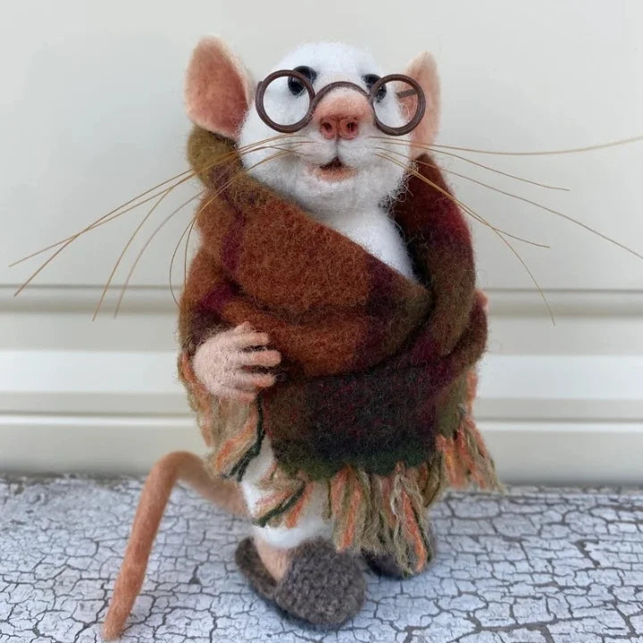 Handmade Felt Mouse | Christmas Decoration &amp; Gift Idea | Needle-Felted from Wool &amp; Fabric | Sustainable
