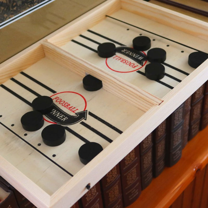 Fast Skill Game for 2 Players | Mini Shuffleboard Sling Puck Made of Wood | Family Game from Age 6 | 35×22.3 cm