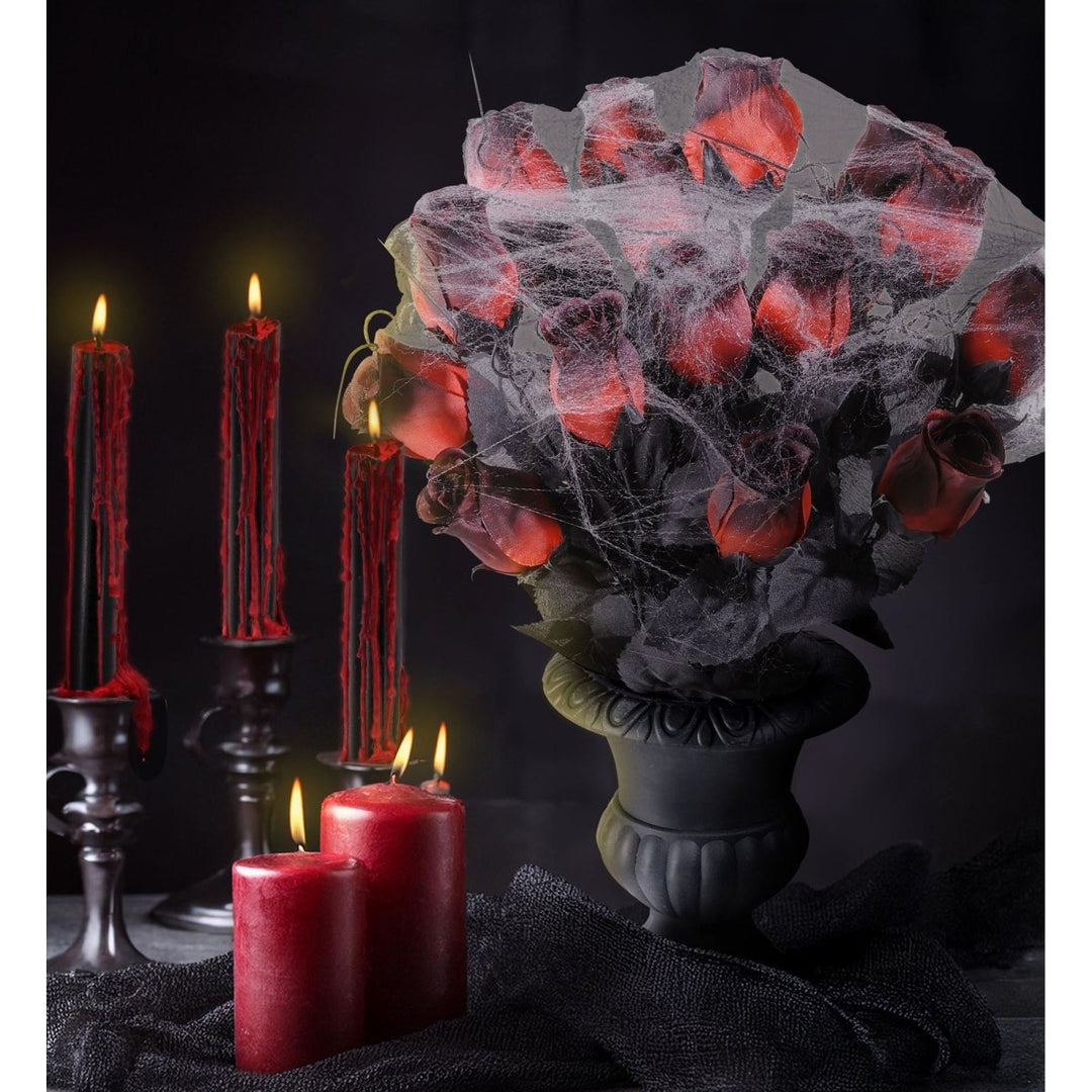 Halloween Tischdekoration | Gruselige Vase mit 15 roten Rosen als Dekoration für Halloween-Partys und Themenabende