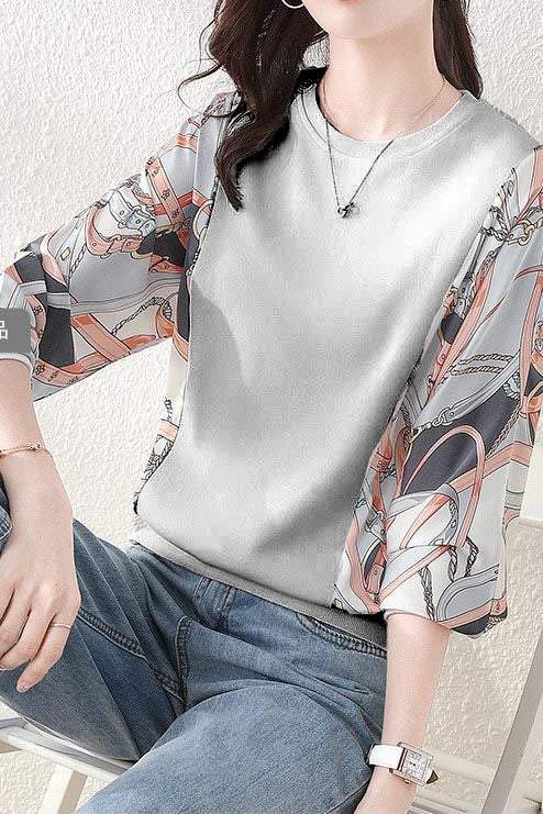 Laura | Pullover Mit Ärmelaufdruck