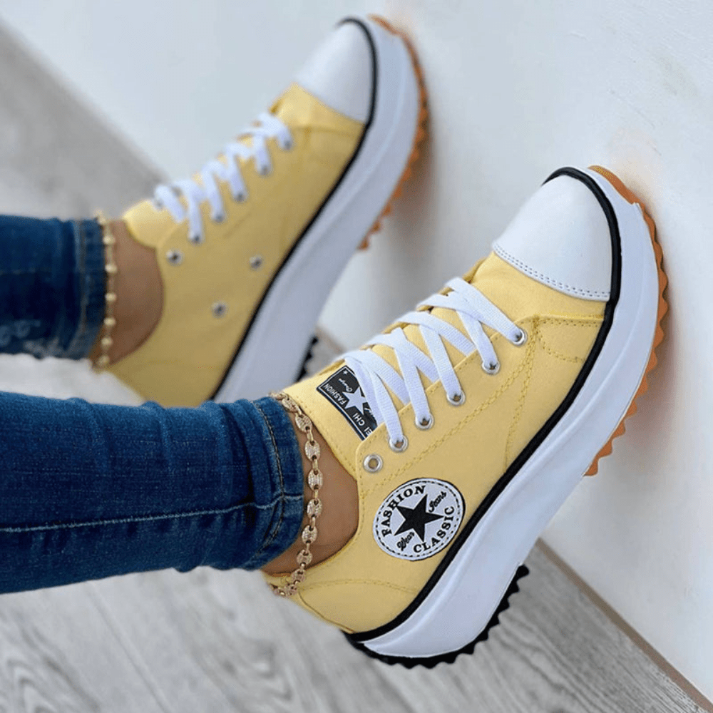 Damen Plateausneaker Annika | Trendige Plateausohle &amp; Schnürung | Bequem &amp; vielseitig für Alltag und Freizeit