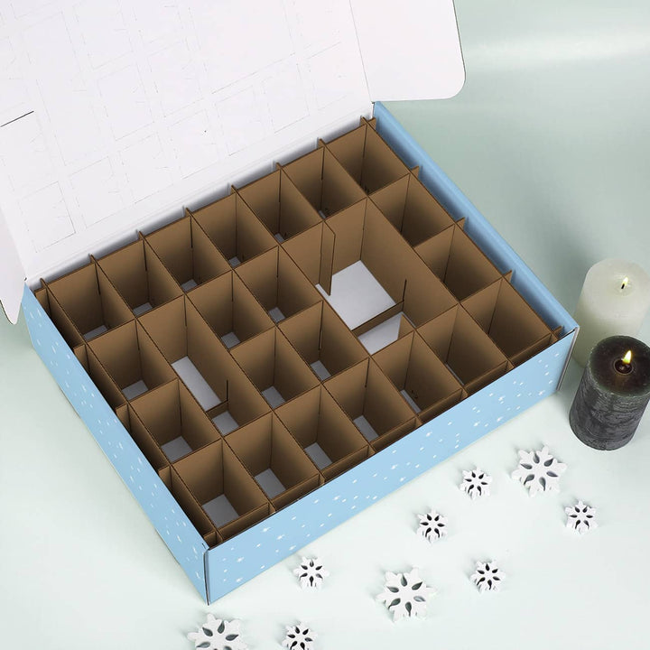 Adventskalender zum Befüllen | Personalisierter Traktor-Kalender mit Wunschtext und 24 Fächern für kleine Geschenke zu Weihnachten