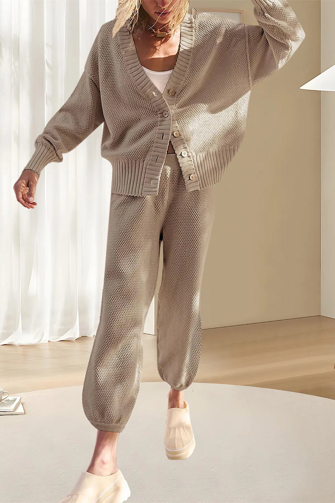 Damen Strick Set | Gerippter Cardigan mit Knöpfen &amp; Hose mit hoher Taille für Alltag und Freizeit