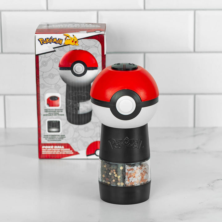 Elektrische Salz- und Pfeffermühle | Pokémon Pokéball Gewürzmühle mit 2 getrennten Fächern, Knopfdruck und Batteriebetrieb