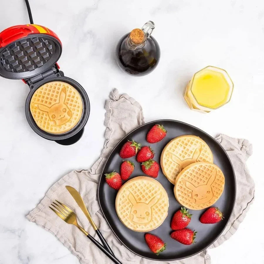 Mini Waffeleisen mit Pikachu-Motiv | Pokémon Waffelautomat für kleine runde Waffeln mit Antihaftbeschichtung und Kontrollleuchte