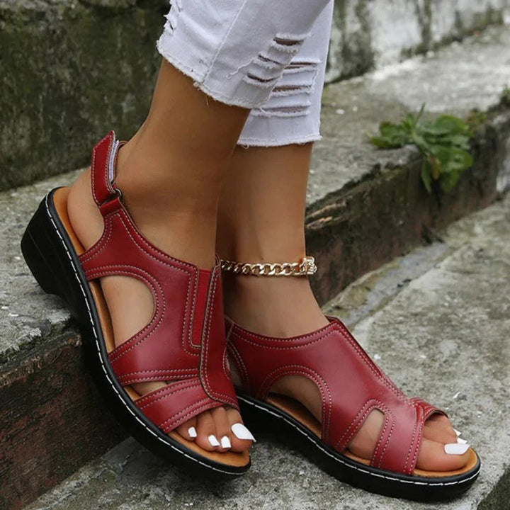 Damen Keilsandalen mit verstellbarem Riemen | Gepolsterte Innensohle &amp; stabiler Halt | Vaila Sandalen