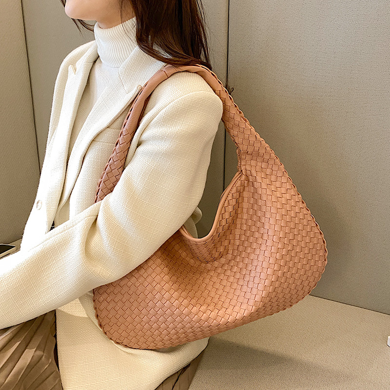 Damen Tragetasche | Geflochtene Handtasche aus veganem Leder mit großem Hauptfach