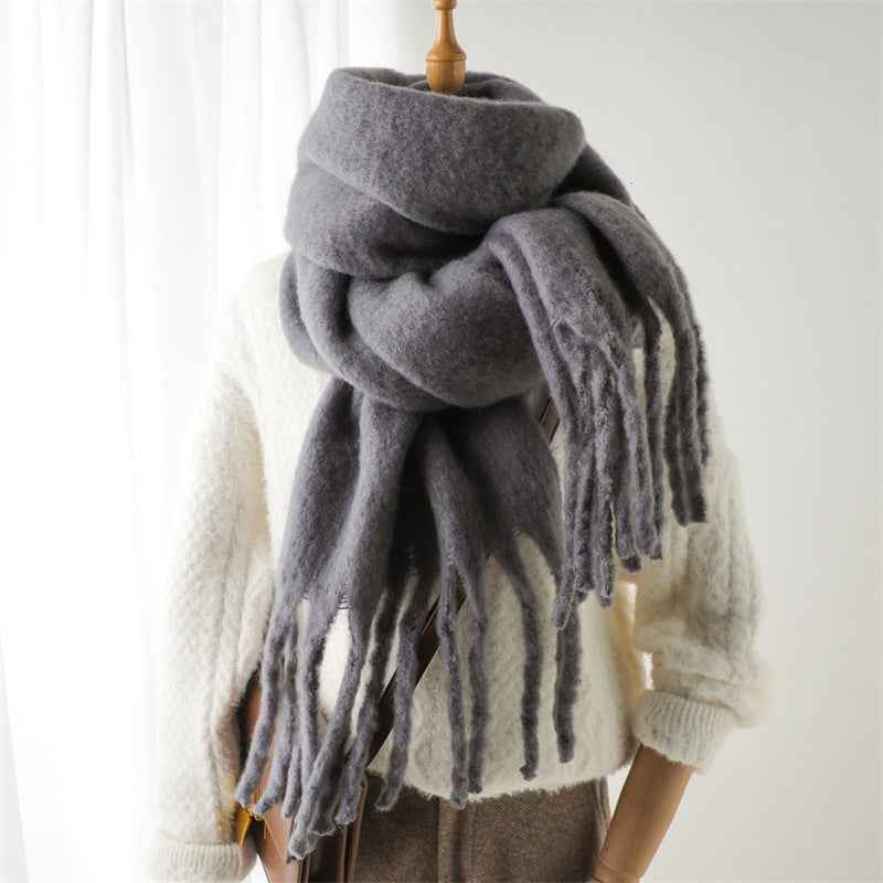 Damen Schal mit Fransen | Eleganter langer Winterschal mit weichem Fall | Vielseitig tragbar als Halsschal oder Stola | 240 x 40 cm
