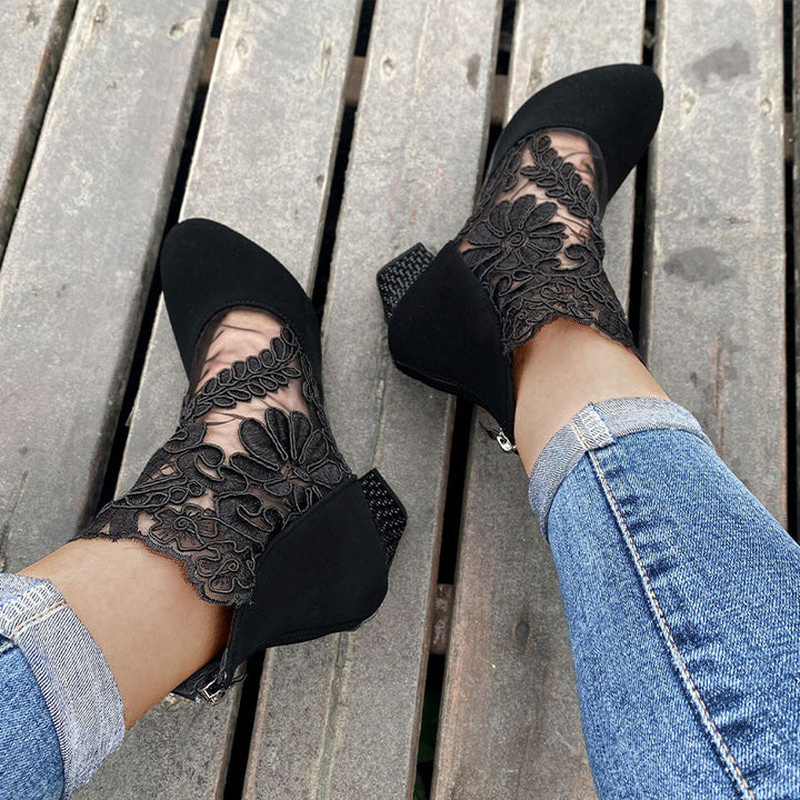 EleganteSpitze™ Schick und elegant