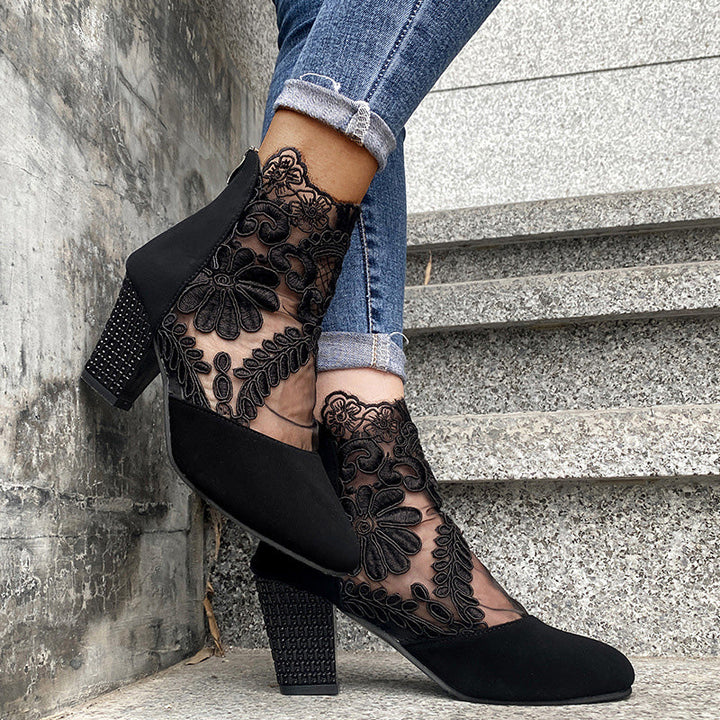 EleganteSpitze™ Schick und elegant