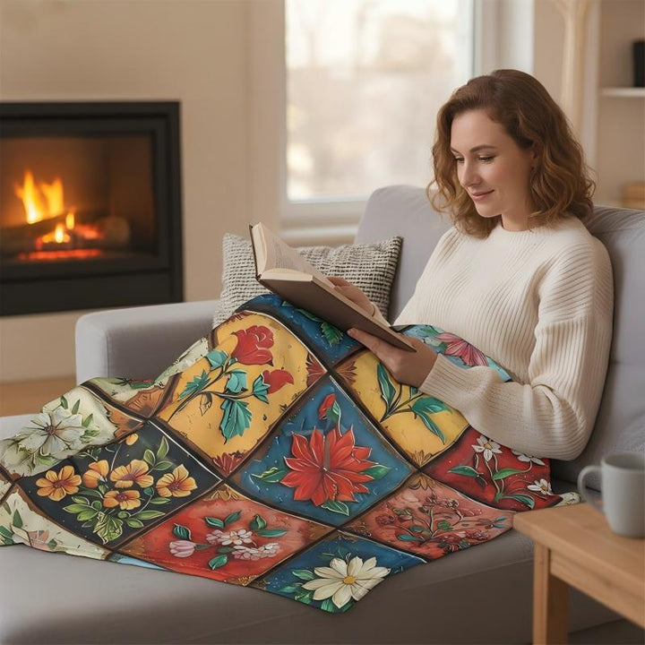 Flanelldecke mit Blumenmuster | Weiche Kuscheldecke für Sofa und Bett, pflegeleicht und maschinenwaschbar